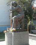 Памятник Марине Цветаевой, Москва, Борисоглебский переулок.